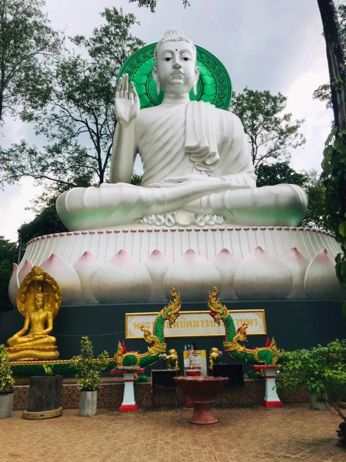 Golden Triangle Palace Hotel Chiang Rai Zewnętrze zdjęcie