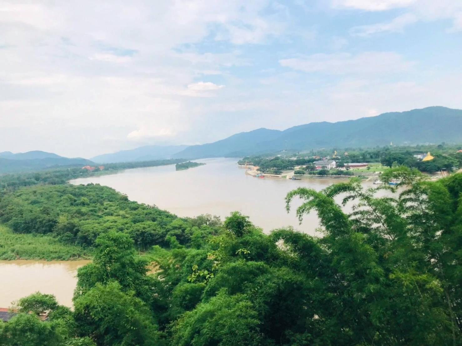 Golden Triangle Palace Hotel Chiang Rai Zewnętrze zdjęcie