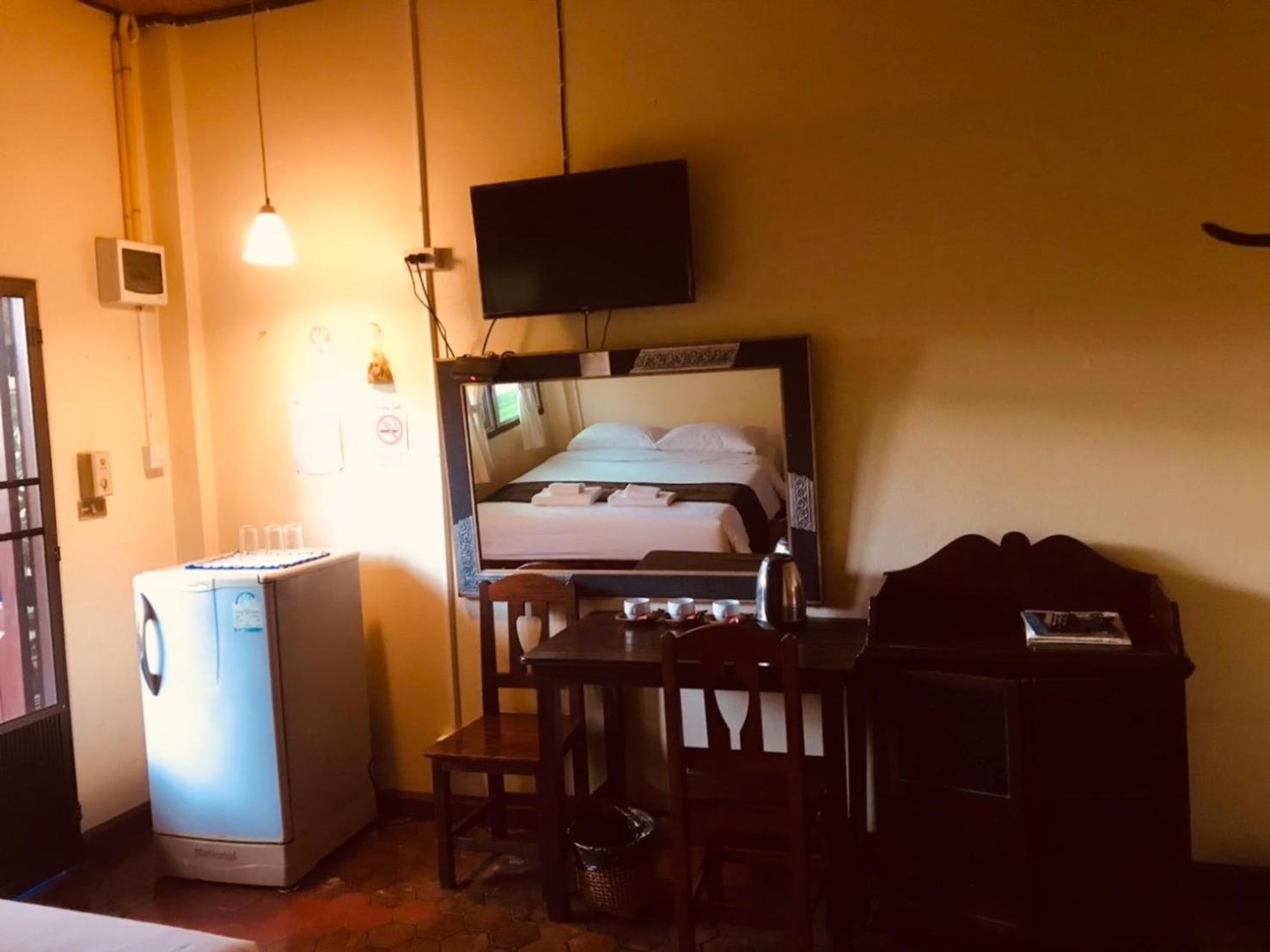 Golden Triangle Palace Hotel Chiang Rai Zewnętrze zdjęcie